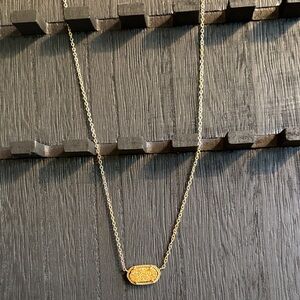 Kendra Scott Gold Elisa Textured Pendant Necklace